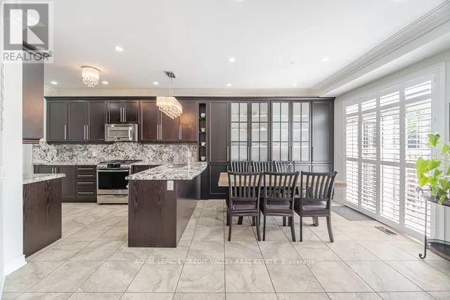 252 Bonnieglen Farm Boulevard, Caledon, Ontario  L7C 3Y4 - Photo 15 - W12290601