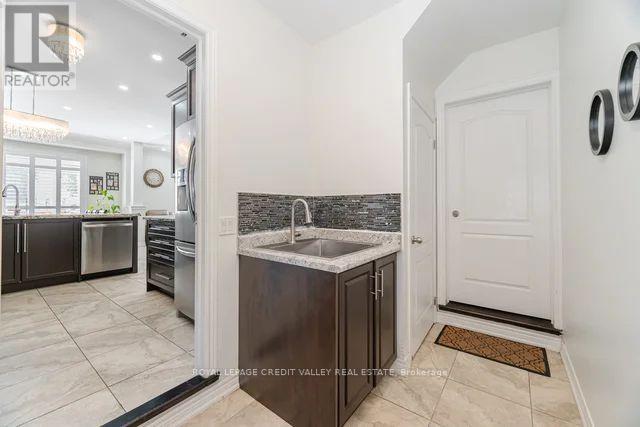 252 Bonnieglen Farm Boulevard, Caledon, Ontario  L7C 3Y4 - Photo 42 - W12290601