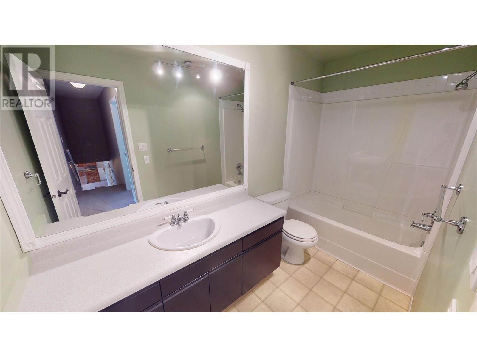 721 Summit Drive, Cranbrook, British Columbia  V1C 5J4 - Photo 22 - 10356219