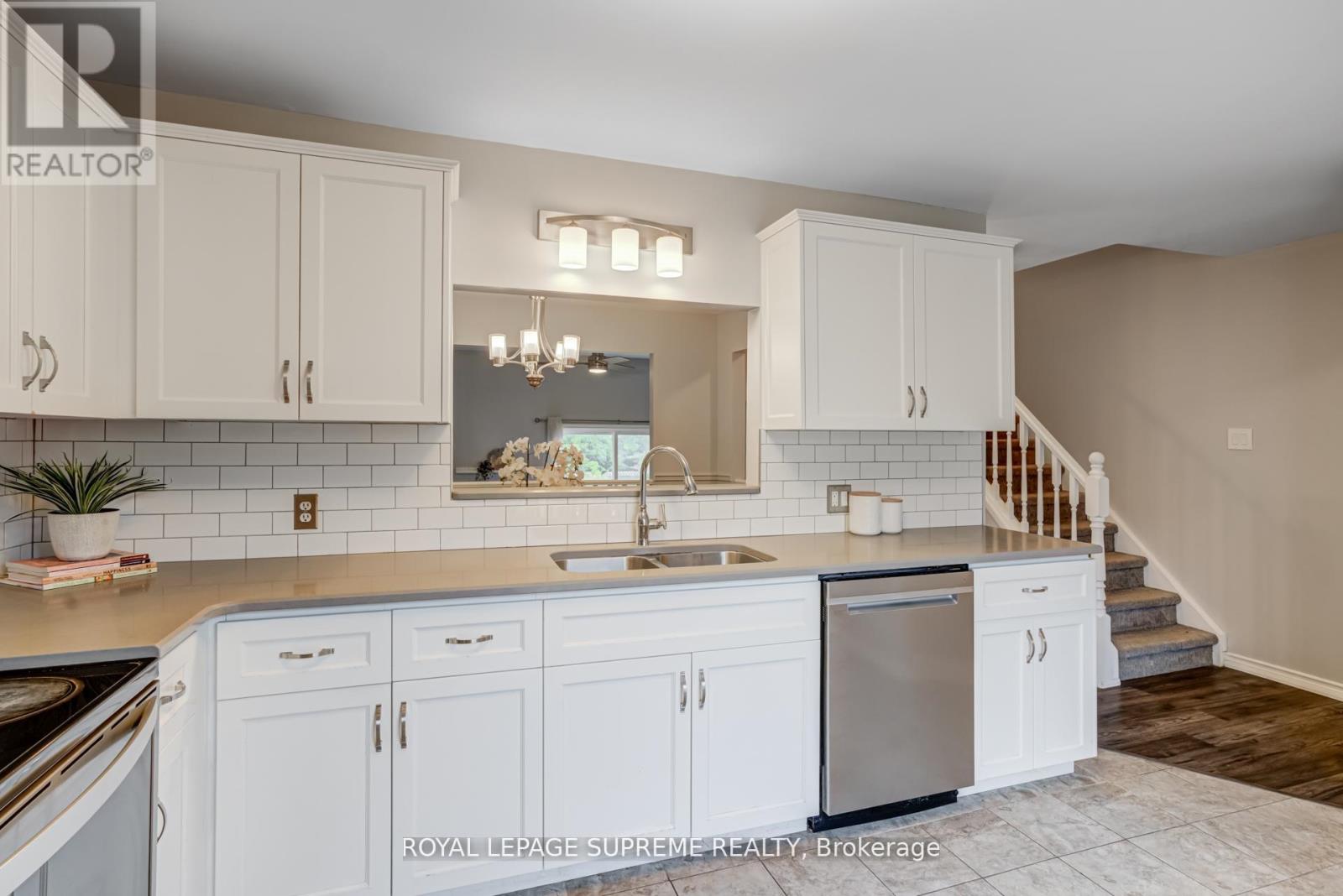 19 - 445 Stone Church Road W, Hamilton, Ontario  L9B 2L5 - Photo 20 - X12290557