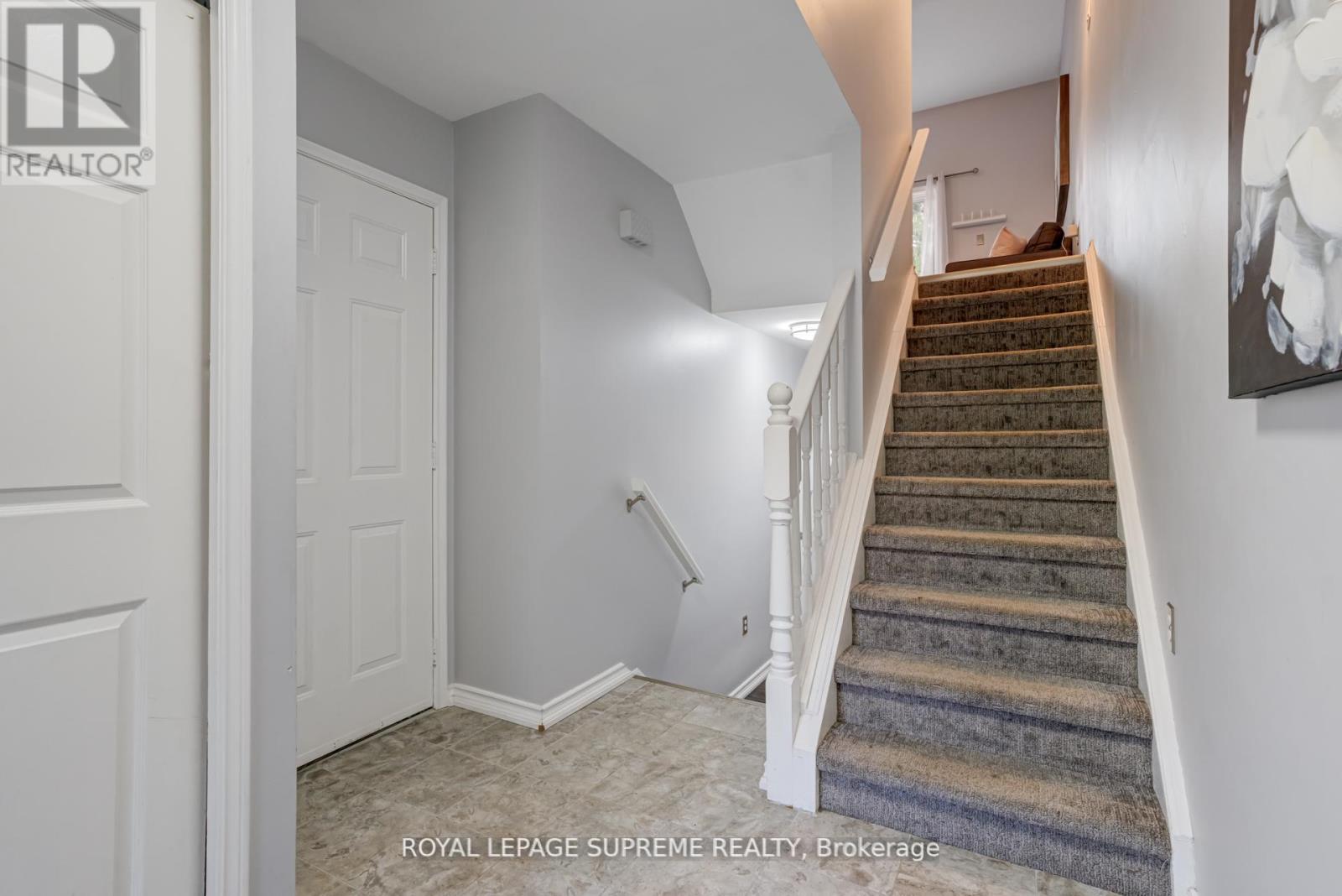 19 - 445 Stone Church Road W, Hamilton, Ontario  L9B 2L5 - Photo 5 - X12290557