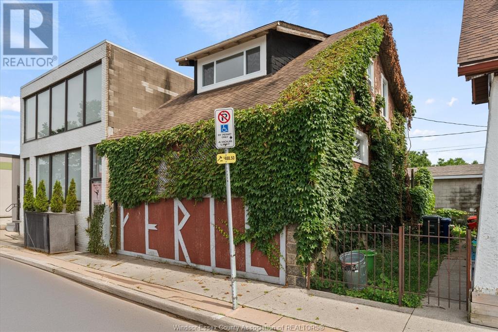 Property at 963 Erie STREET East image 3
