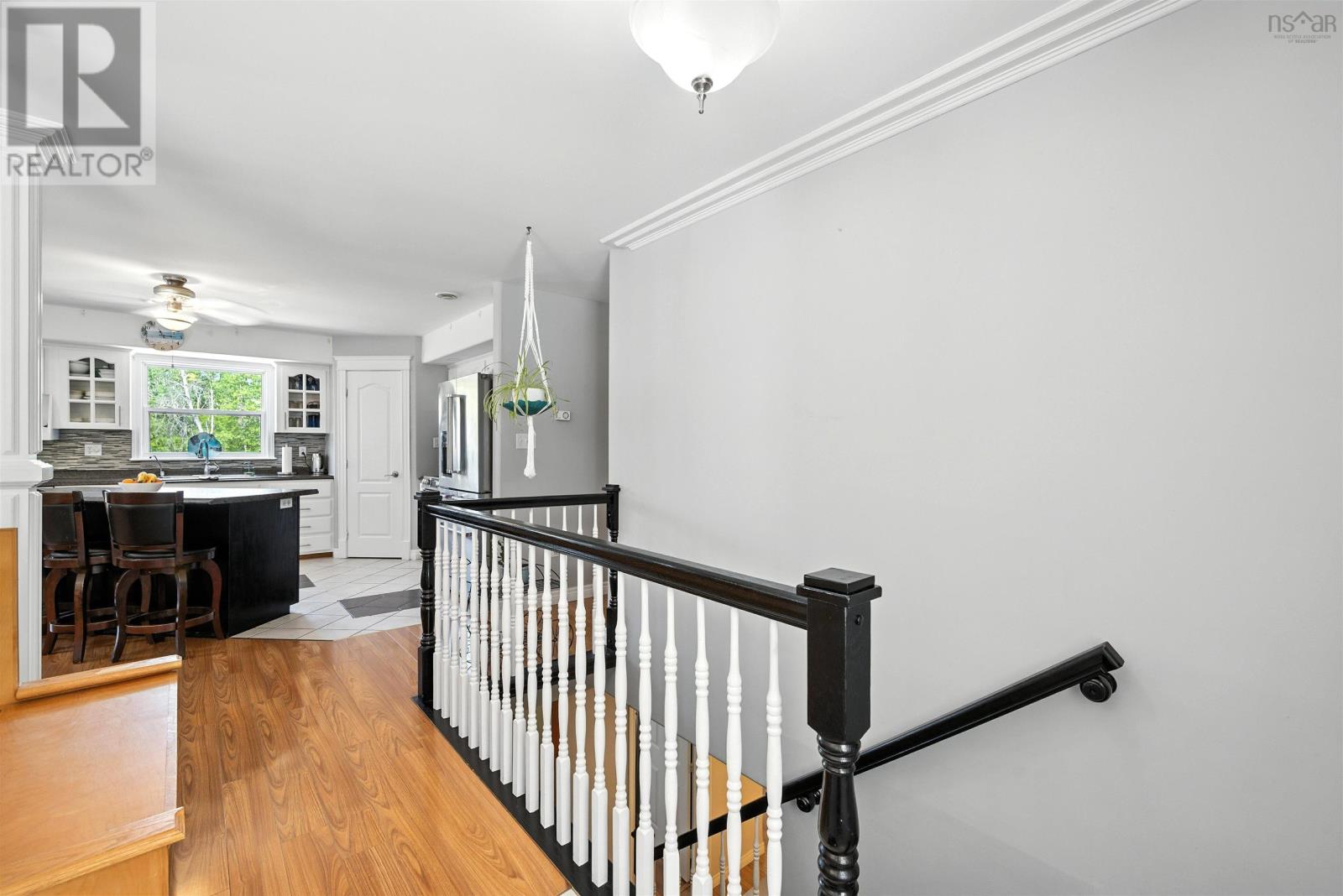 Property at 35 Snowberry Court image 5