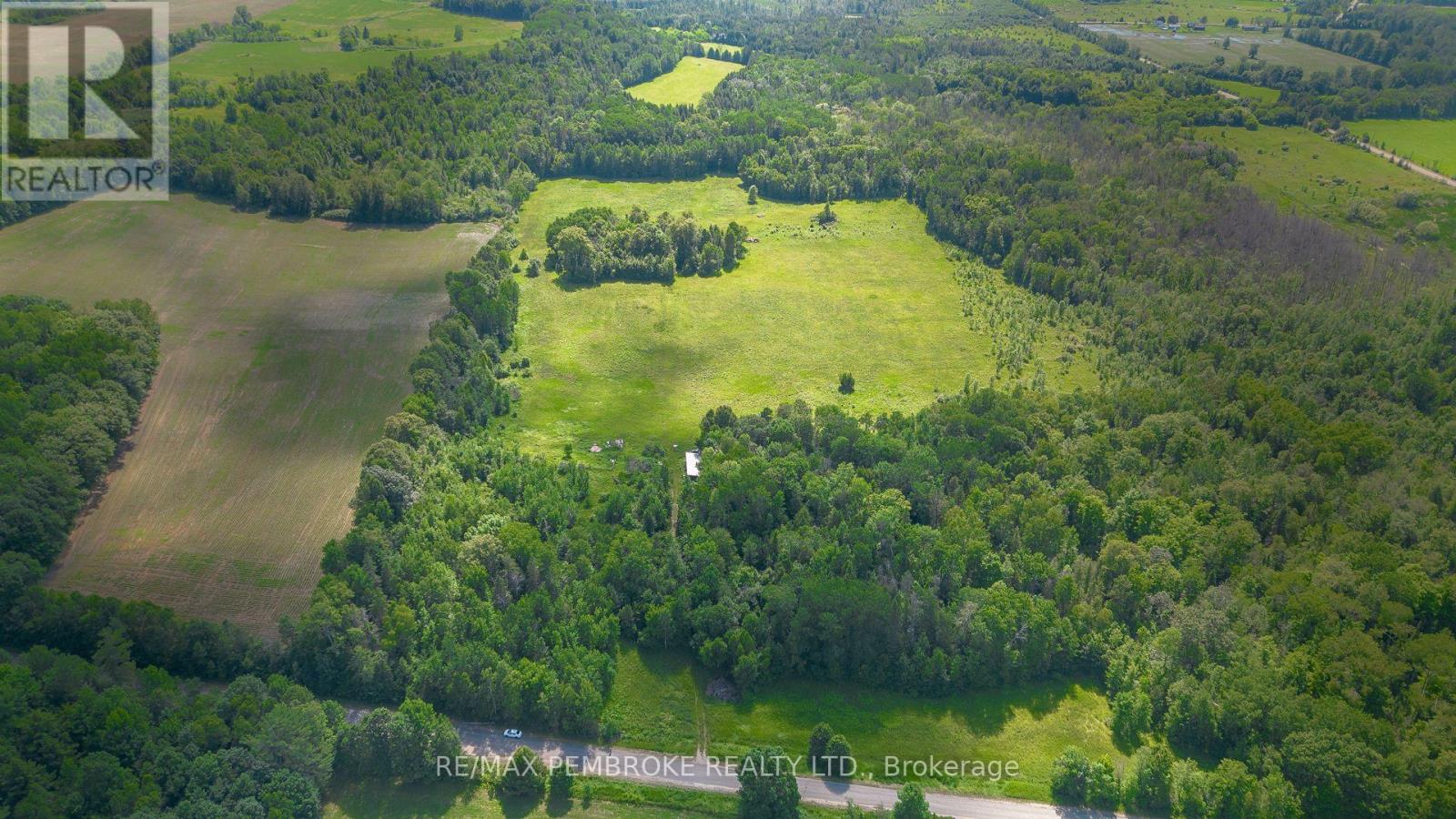 2421 Pleasant Valley Road, Whitewater Region, Ontario  K0J 2L0 - Photo 8 - X12290752