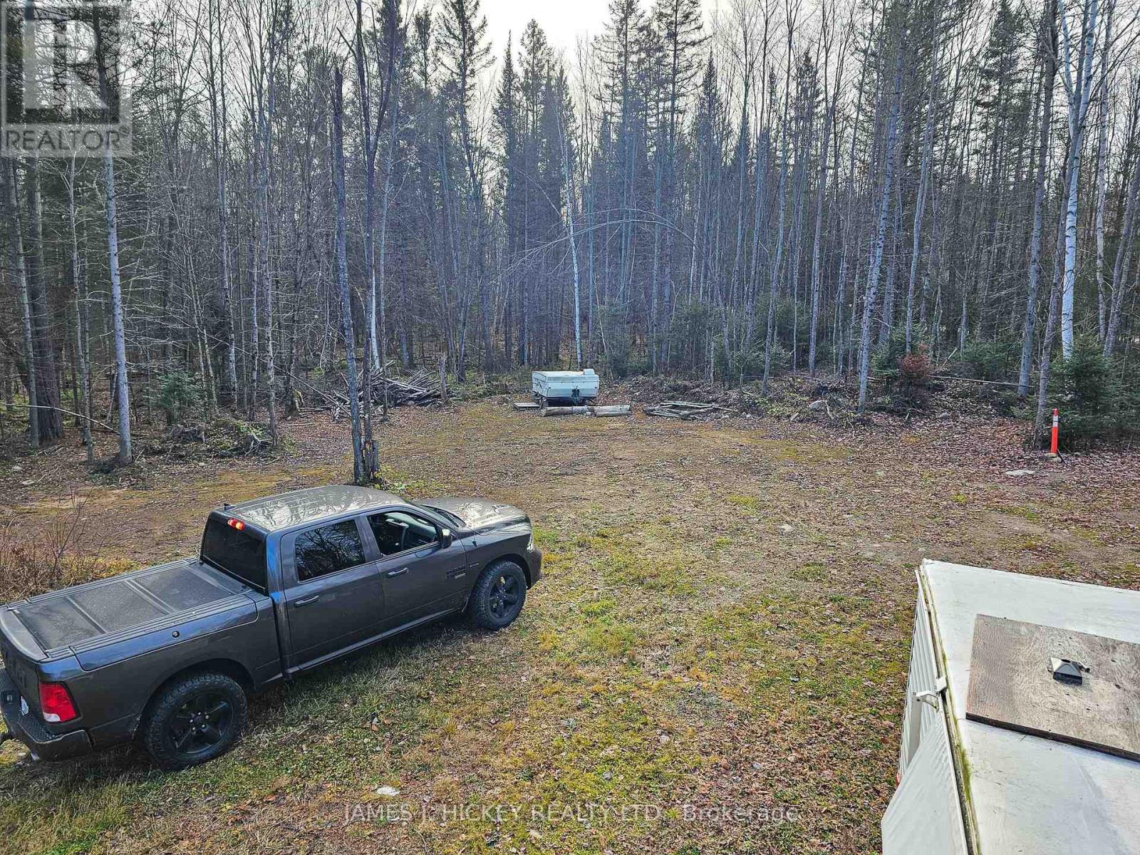 446 Burritt's Road, Papineau-Cameron, Ontario  P0H 1V0 - Photo 8 - X12290810