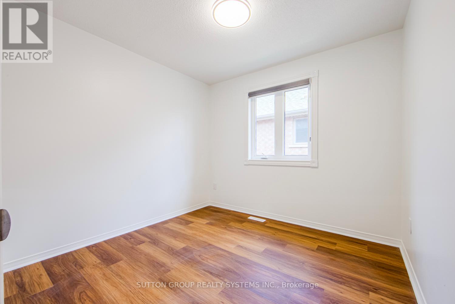 2029 Westmount Drive, Oakville, Ontario  L6M 3P9 - Photo 35 - W12287445
