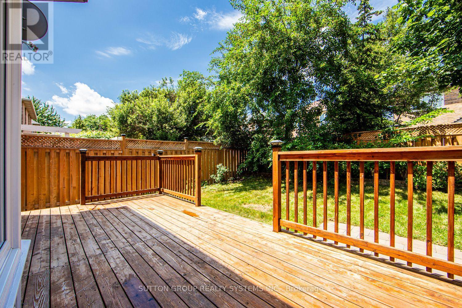 2029 Westmount Drive, Oakville, Ontario  L6M 3P9 - Photo 42 - W12287445
