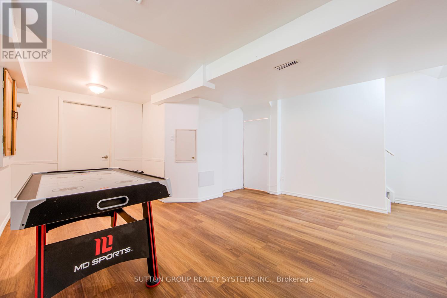 2029 Westmount Drive, Oakville, Ontario  L6M 3P9 - Photo 38 - W12287445