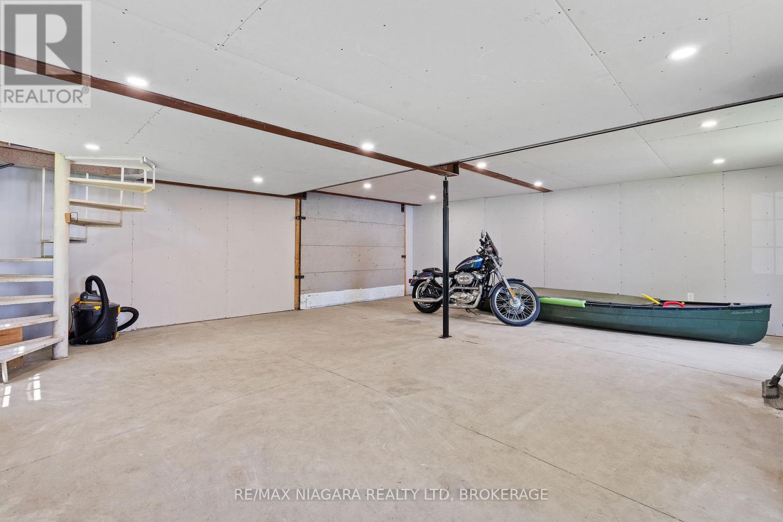 6 Villella Road, Haldimand, Ontario  N0A 1K0 - Photo 10 - X12290750