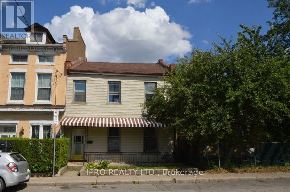 Property at 164 MACNAB STREET N image 4