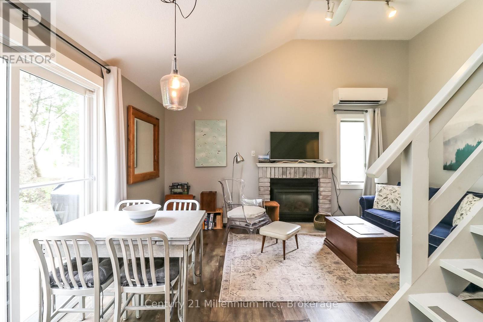 Secondary picture of 442 OXBOW CRESCENT