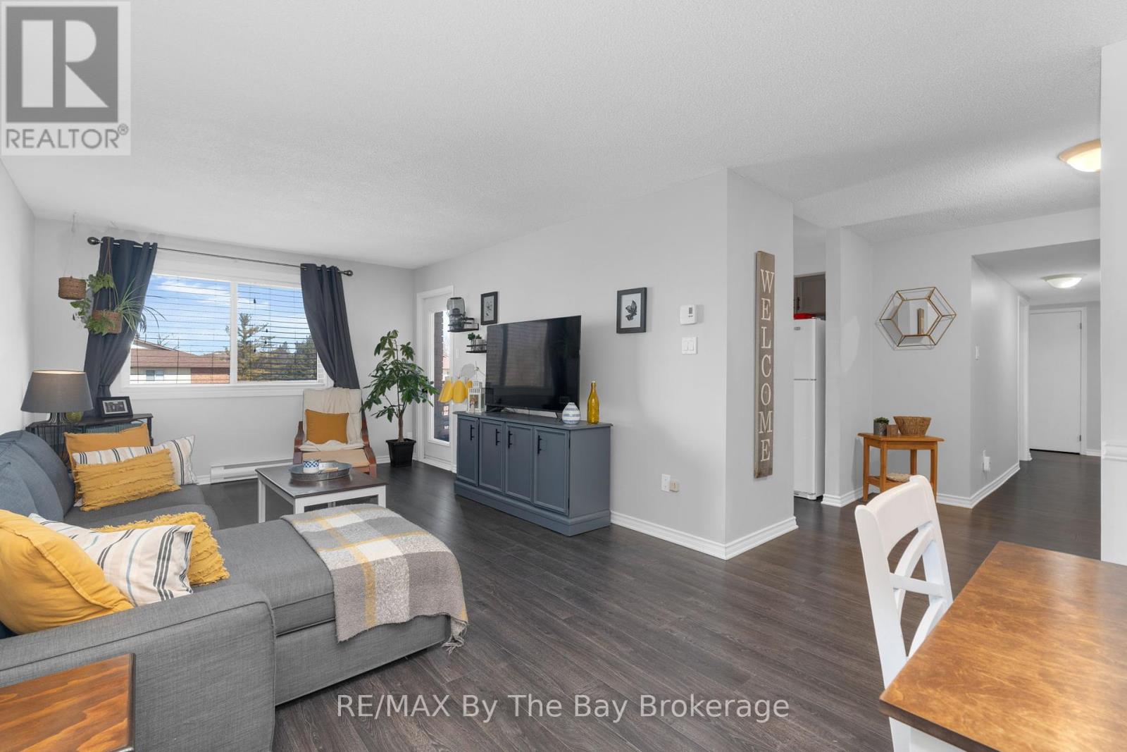 Property at 307 - 25 MEADOW LANE image 1