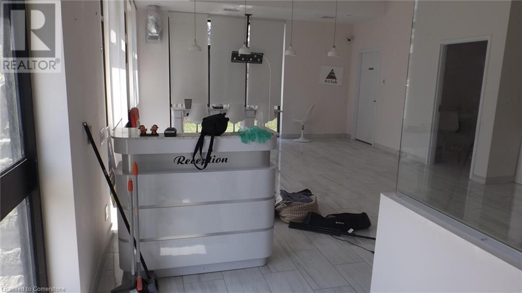 64 Frederick Drive Unit# 101, Guelph, Ontario  N1L 0P3 - Photo 2 - 40751584