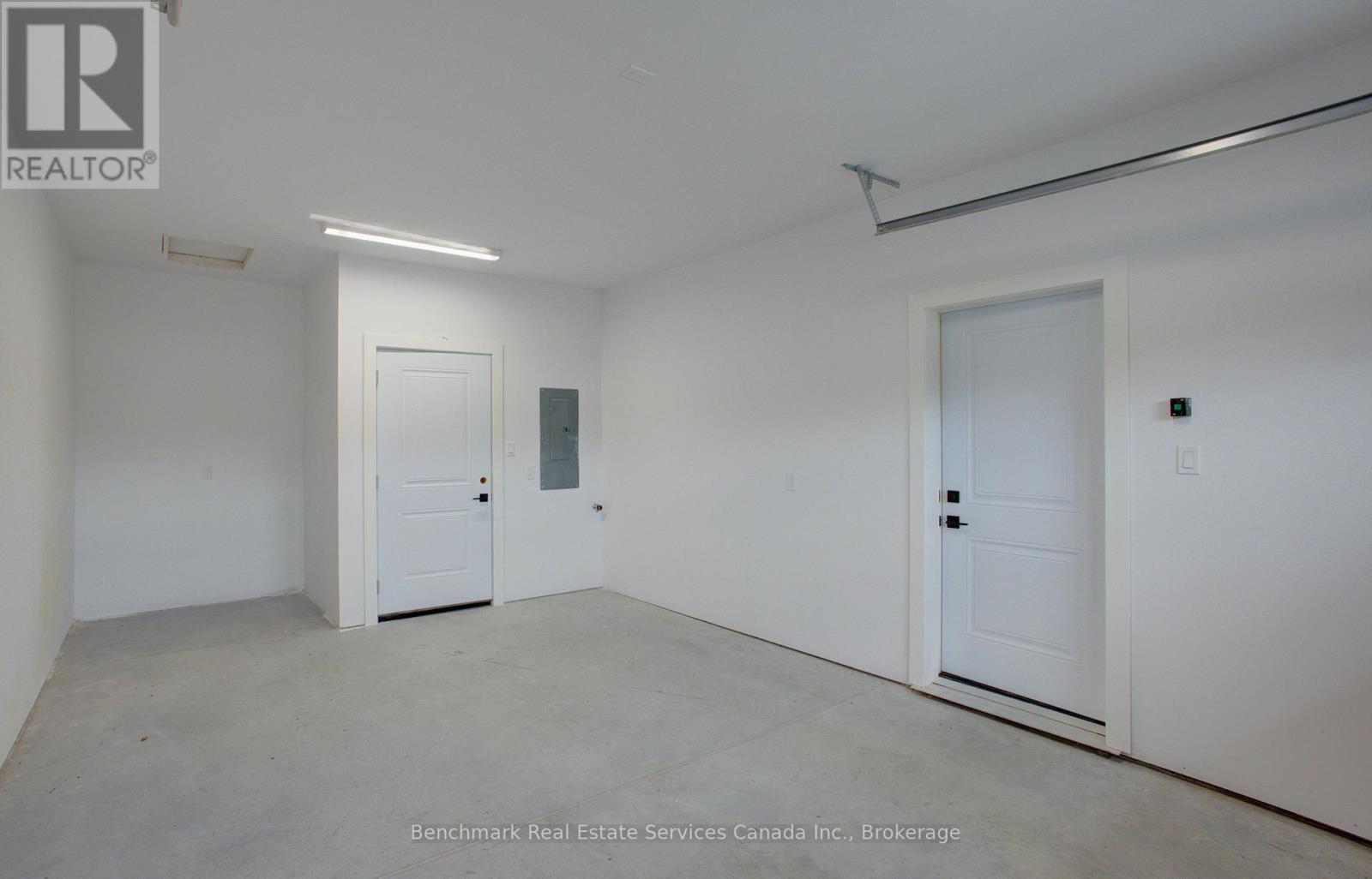 38 - 1182 Queen Street, Kincardine, Ontario  N2Z 1G4 - Photo 30 - X12290757