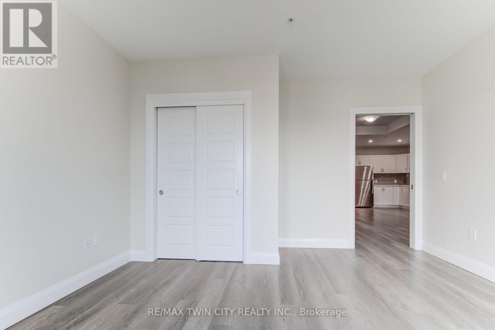 303 - 5 Wake Robin Drive, Kitchener, Ontario  N2E 0H6 - Photo 30 - X12230284
