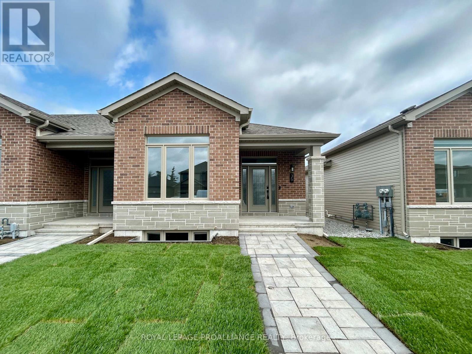 Property at 35 ATHABASKA DRIVE image 1