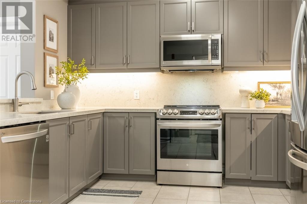 1379 Costigan Road Unit# 408, Milton, Ontario  L9T 2K6 - Photo 6 - 40748042