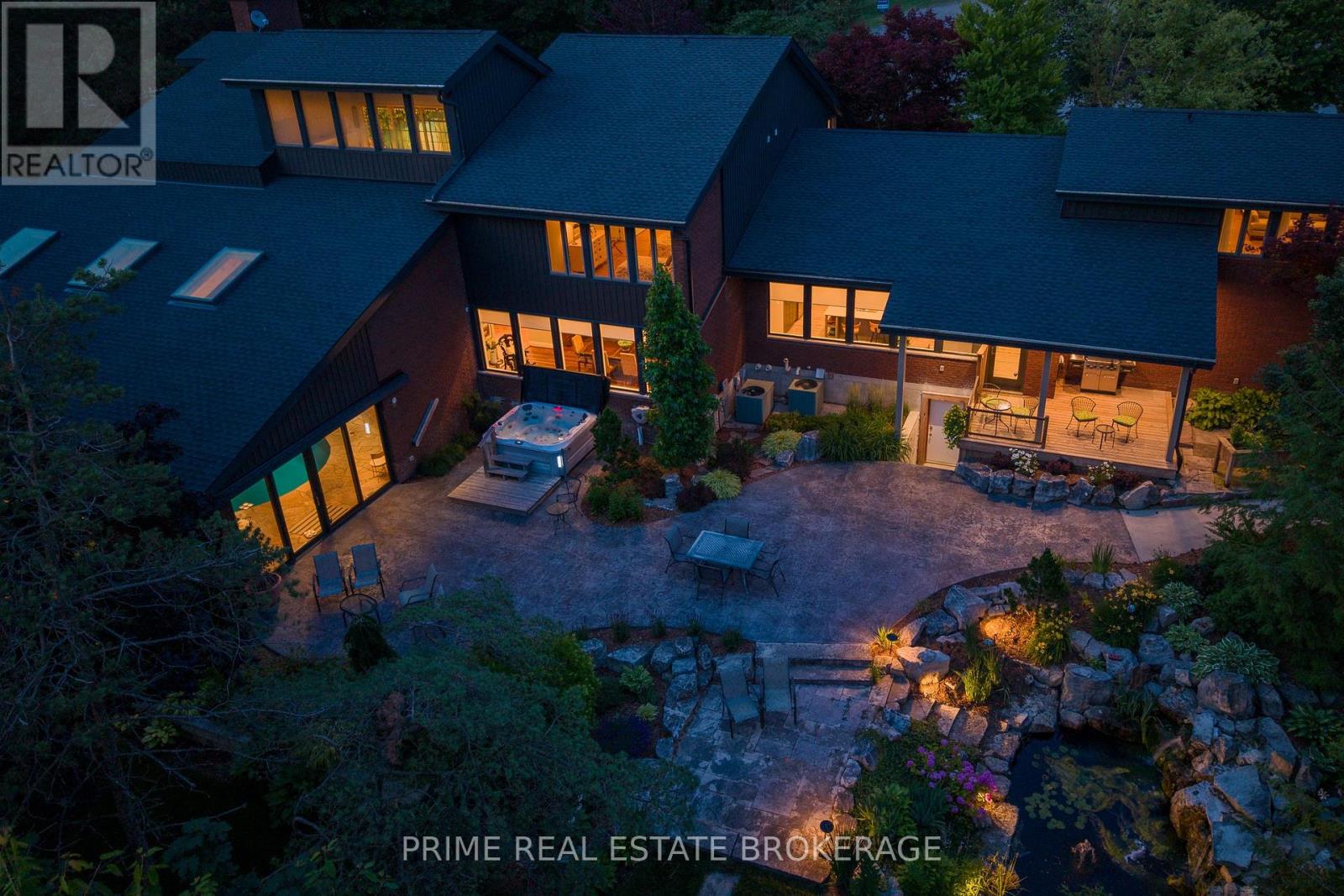 203 Riverside Drive, South Huron (Exeter), Ontario  N0M 1S3 - Photo 5 - X12288006