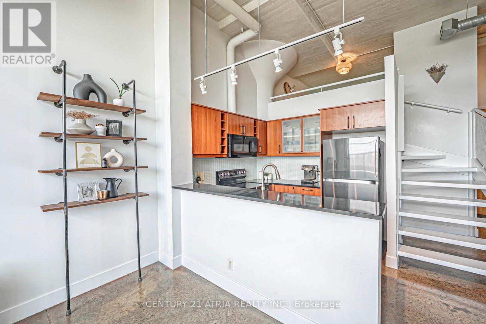 318 - 1001 Roselawn Avenue, Toronto (Briar Hill-Belgravia), Ontario  M6B 4M4 - Photo 18 - W12290727