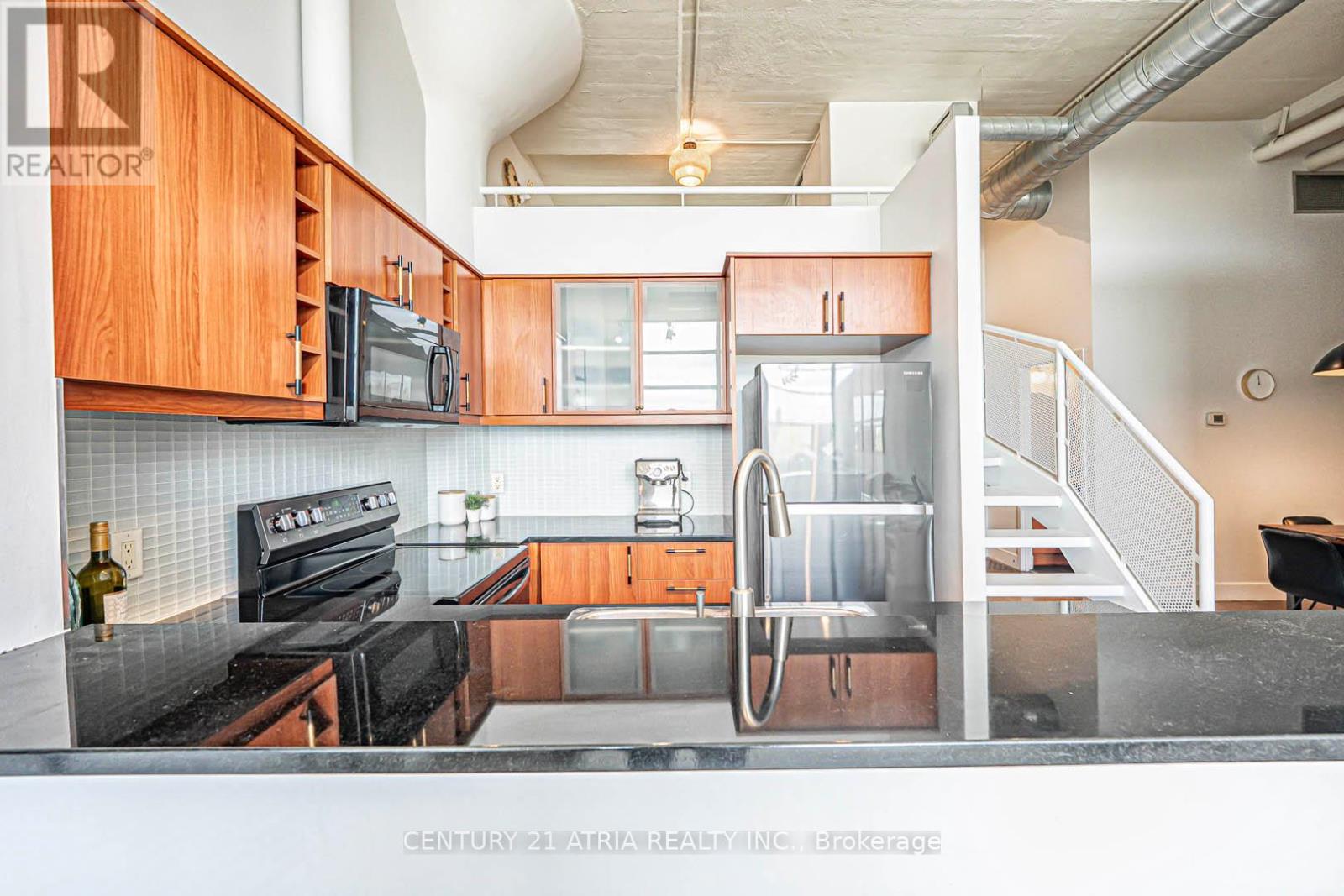 318 - 1001 Roselawn Avenue, Toronto (Briar Hill-Belgravia), Ontario  M6B 4M4 - Photo 19 - W12290727
