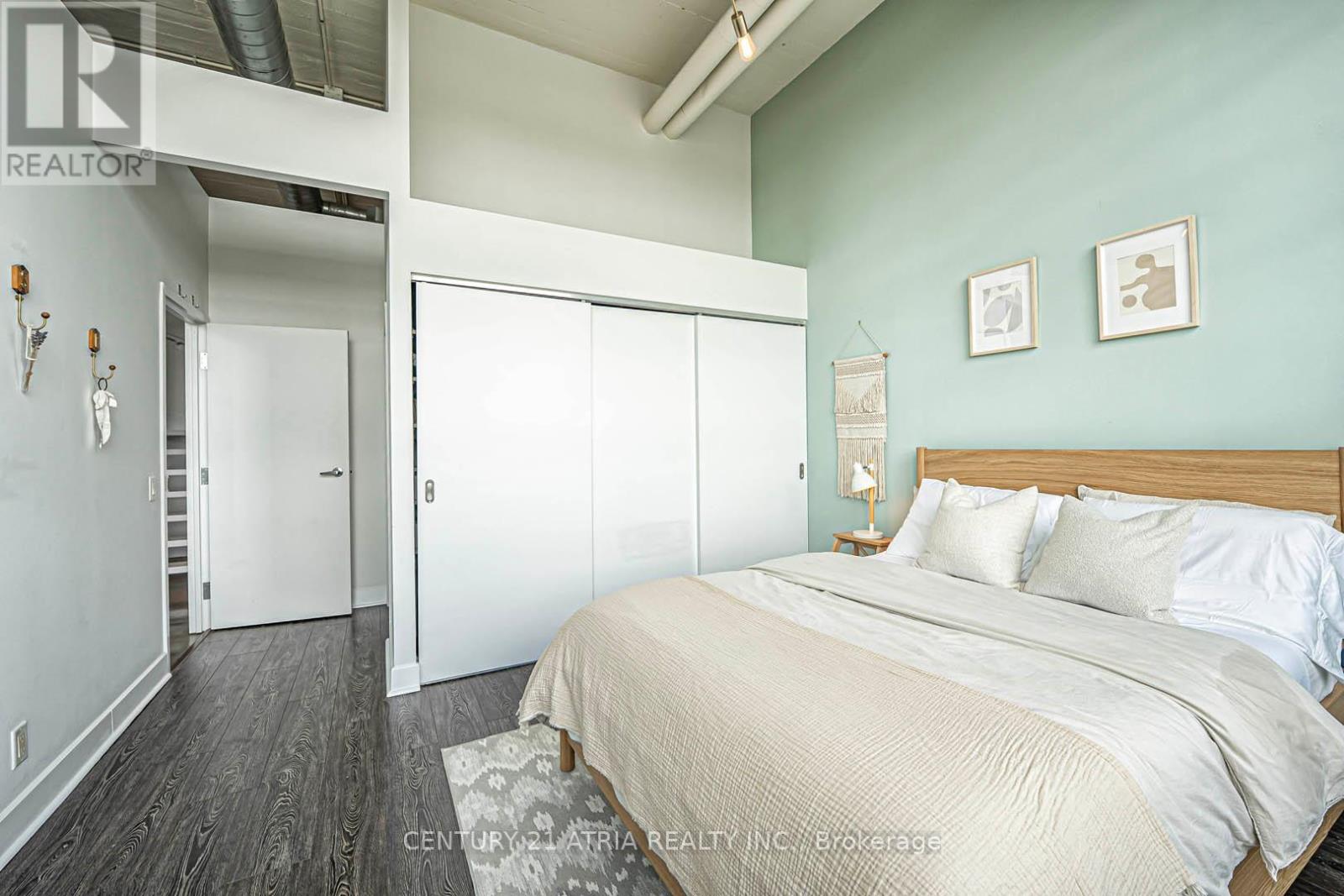 318 - 1001 Roselawn Avenue, Toronto (Briar Hill-Belgravia), Ontario  M6B 4M4 - Photo 26 - W12290727