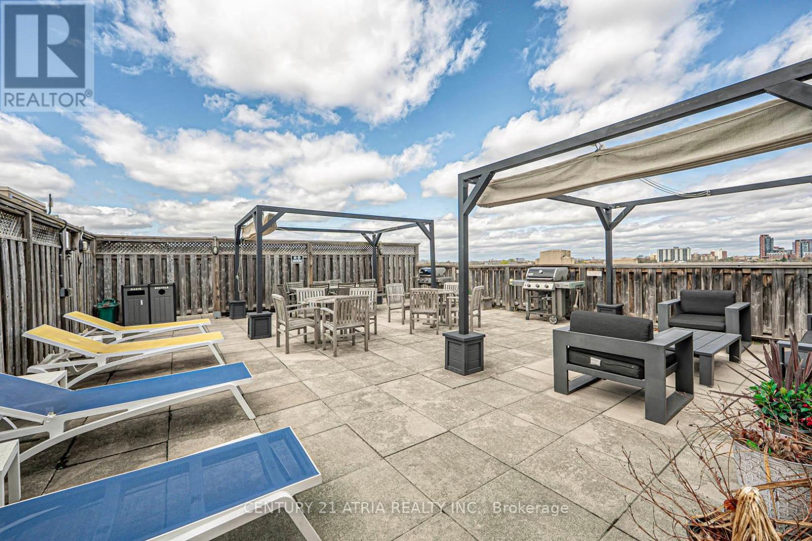 318 - 1001 Roselawn Avenue, Toronto (Briar Hill-Belgravia), Ontario  M6B 4M4 - Photo 43 - W12290727
