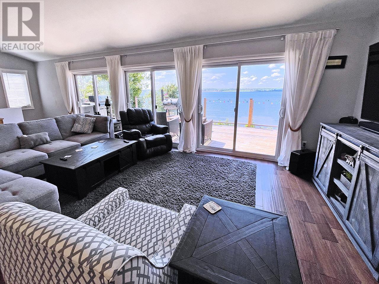 73 Riverbank Drive, Johnstons River, Prince Edward Island  C1B 3E7 - Photo 12 - 202517945