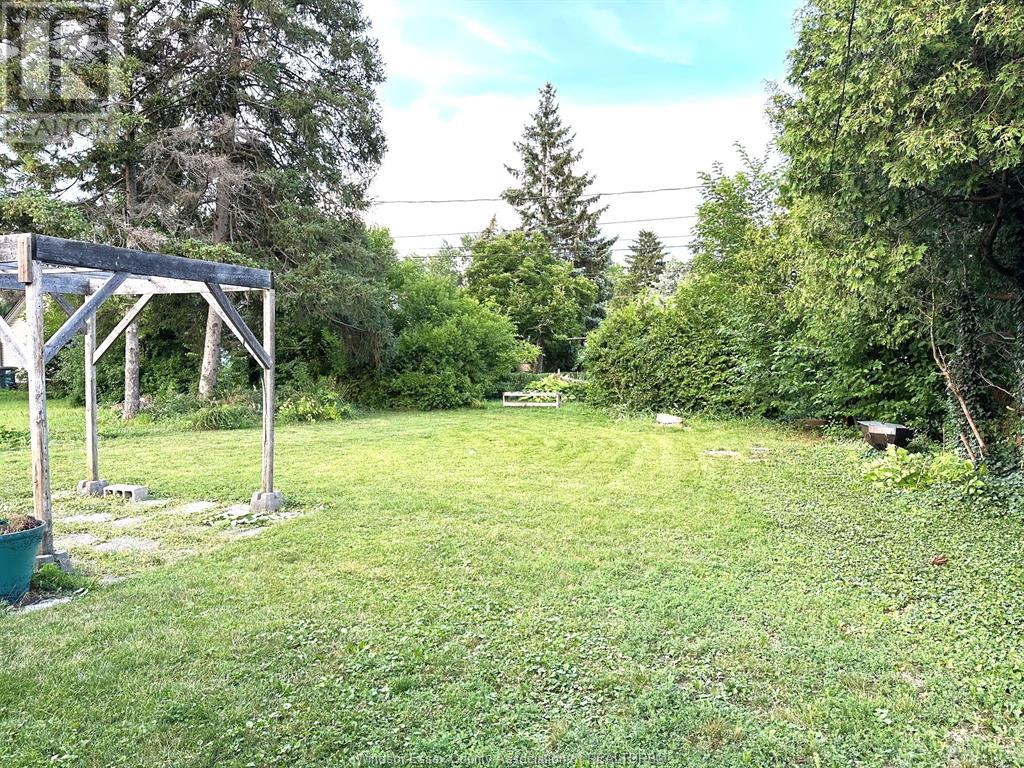 Property at 3894 MOUNT ROYAL image 5