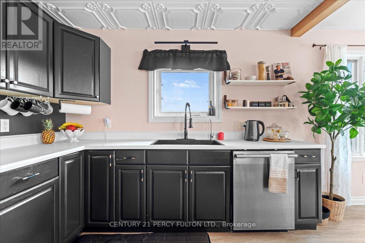 2121 Enright Road, Tyendinaga, Ontario  K0K 2N0 - Photo 17 - X12290729