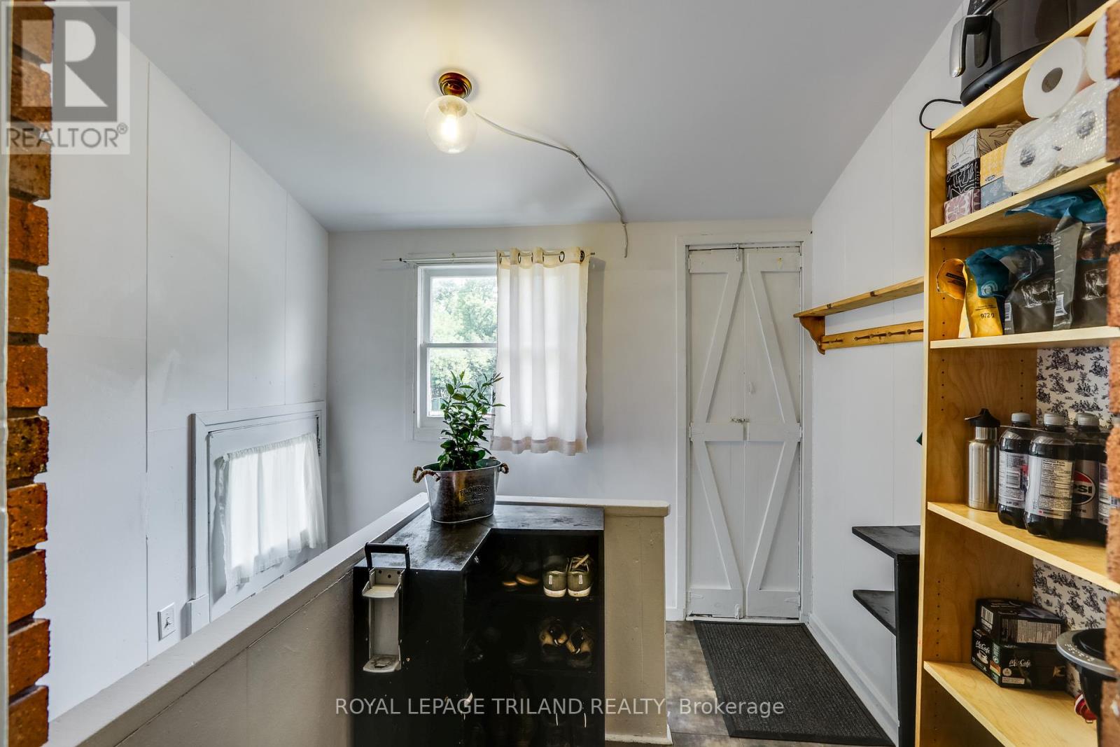 140 Emery Street E, London South, Ontario  N6C 2E1 - Photo 24 - X12290946