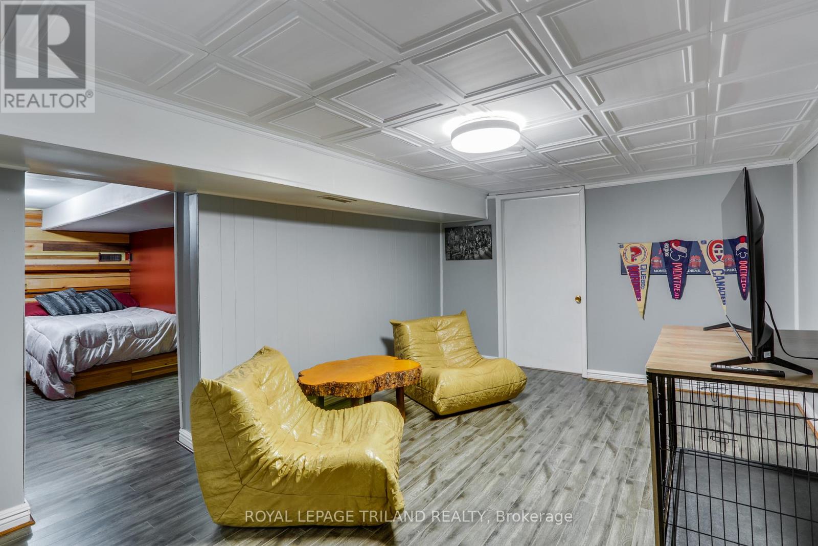140 Emery Street E, London South, Ontario  N6C 2E1 - Photo 33 - X12290946
