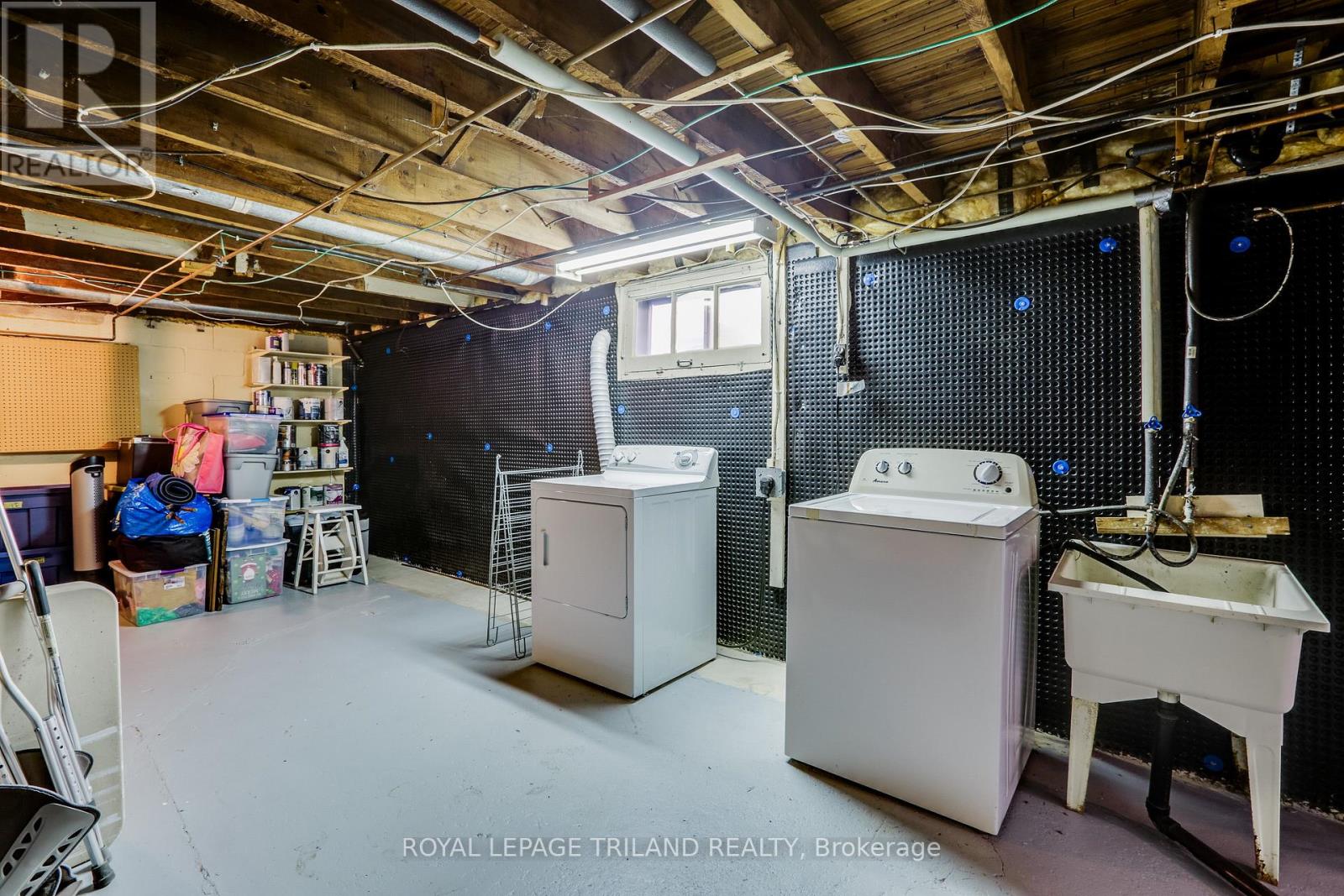 140 Emery Street E, London South, Ontario  N6C 2E1 - Photo 37 - X12290946