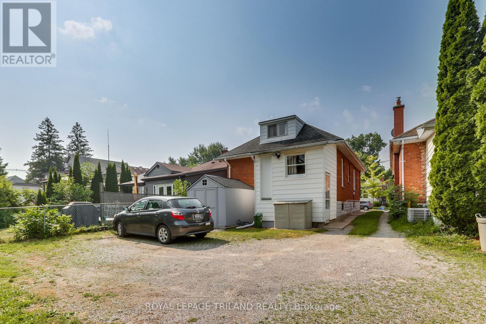 140 Emery Street E, London South, Ontario  N6C 2E1 - Photo 41 - X12290946