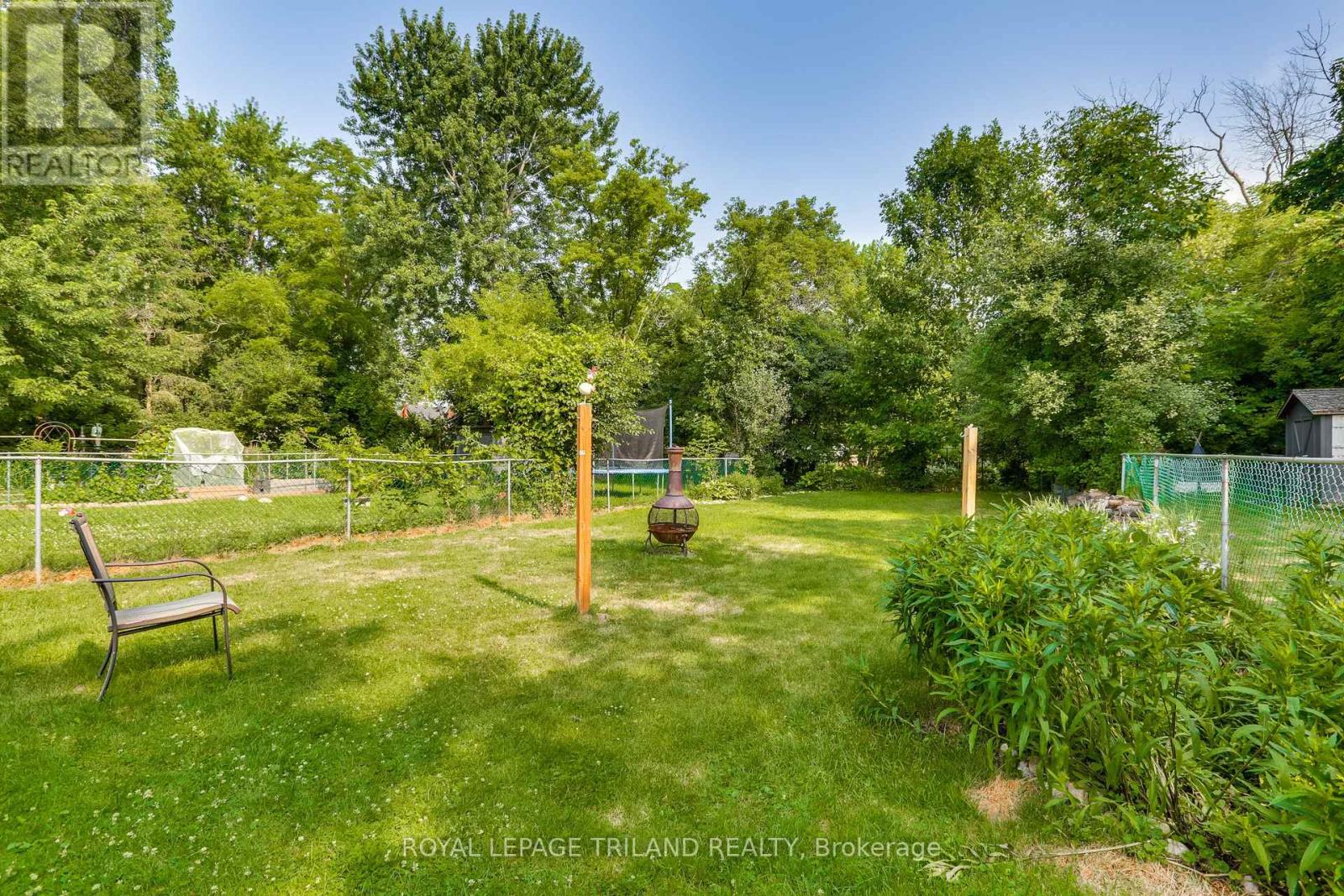 140 Emery Street E, London South, Ontario  N6C 2E1 - Photo 44 - X12290946