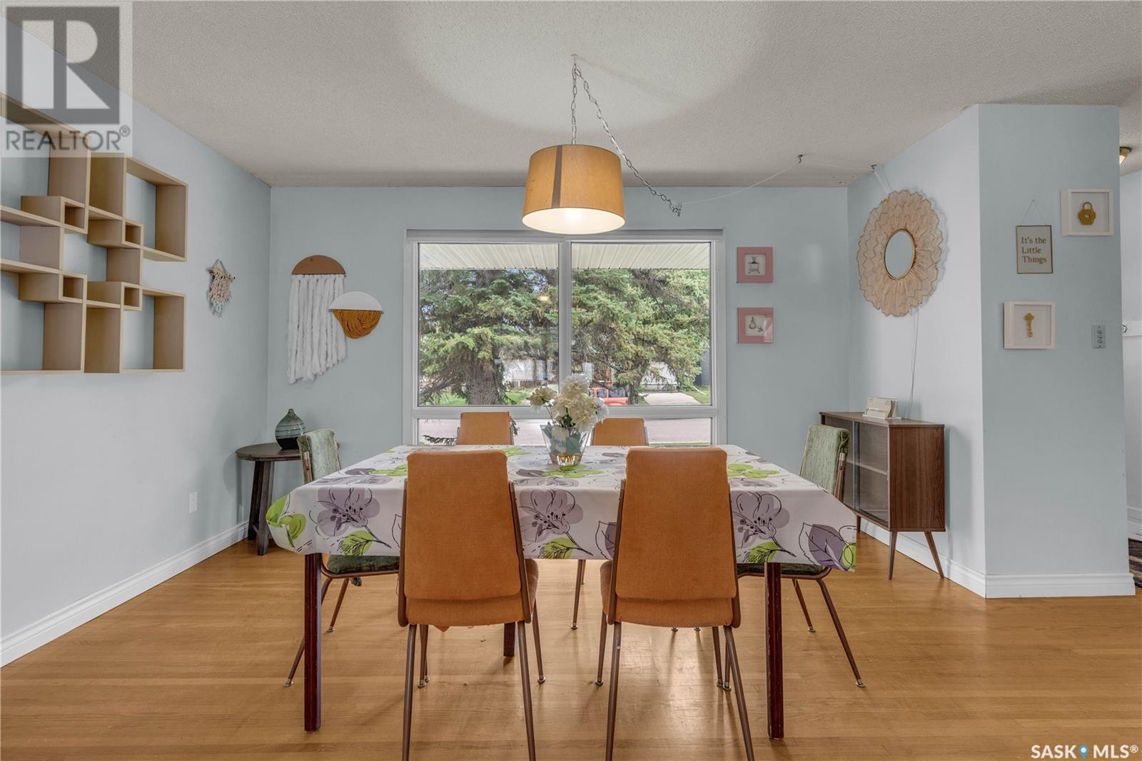 Property at 2648 ROTHWELL STREET image 5