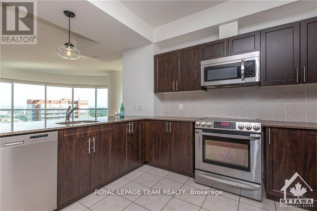2204 - 234 Rideau Street, Ottawa, Ontario  K1N 0A9 - Photo 4 - X12290997