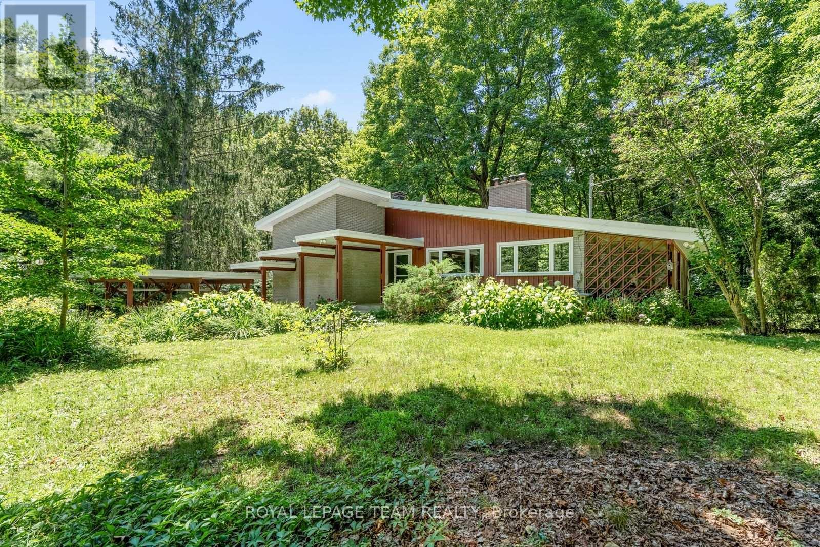 53 Oriole Drive, Ottawa, Ontario  K1J 7E8 - Photo 25 - X12291009