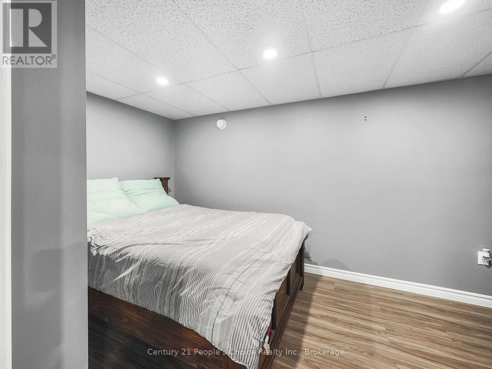 43 Pleasant Ridge Road, Brant, Ontario  N3T 5L5 - Photo 30 - X12290980