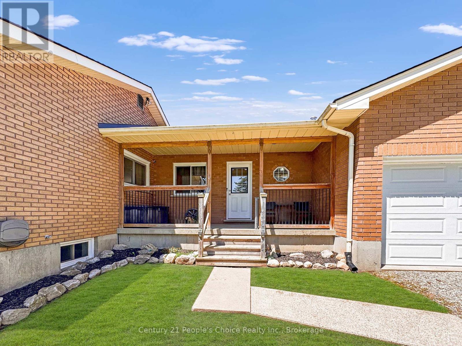 43 Pleasant Ridge Road, Brant, Ontario  N3T 5L5 - Photo 36 - X12290980