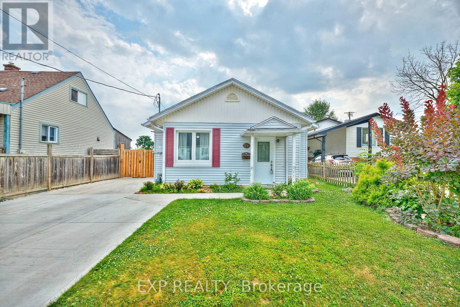 31 WOODROW STREET, St. Catharines, Ontario