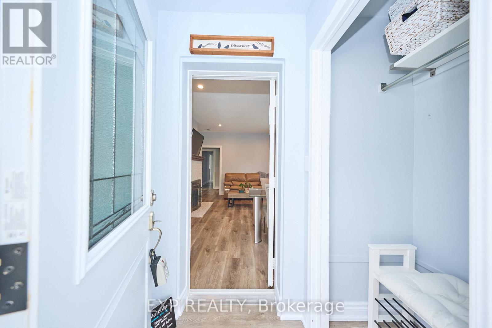 31 Woodrow Street, St. Catharines, Ontario  L2P 2A1 - Photo 3 - X12290994