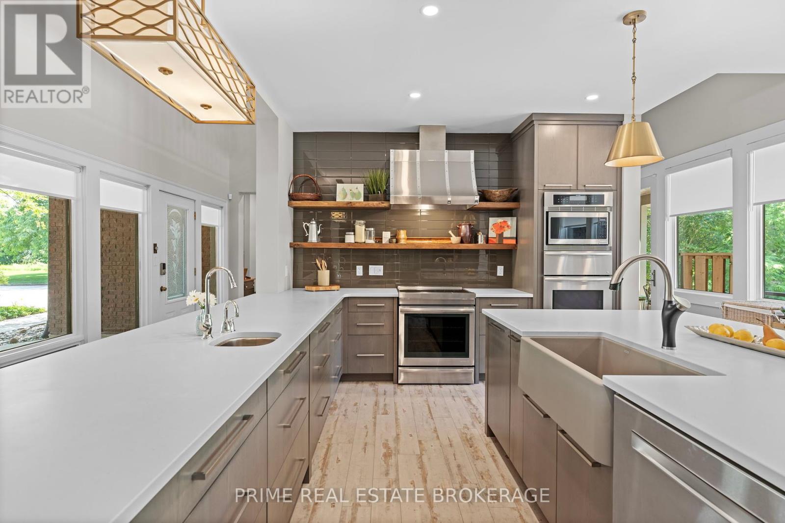 203 Riverside Drive, South Huron (Exeter), Ontario  N0M 1S3 - Photo 15 - X12288006