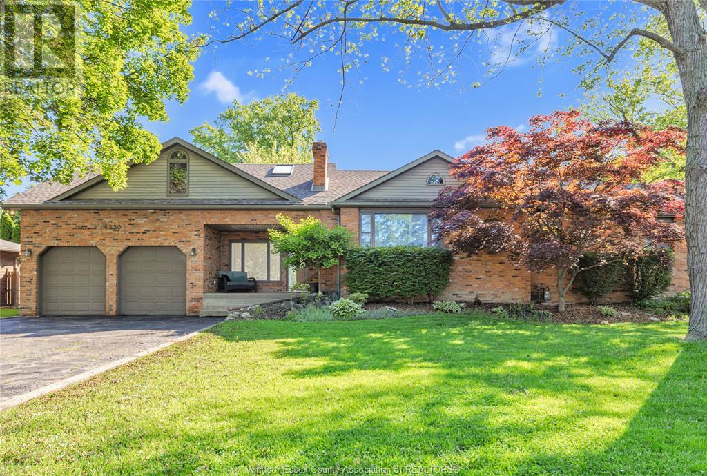 MLS# 25018187: 4330 CASGRAIN DRIVE, Windsor, Canada