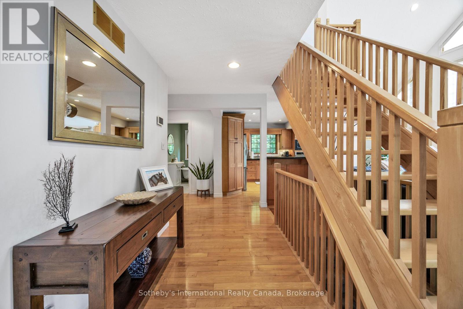 28 Big Tree Circle, Mulmur, Ontario  L9V 3M3 - Photo 7 - X12278875