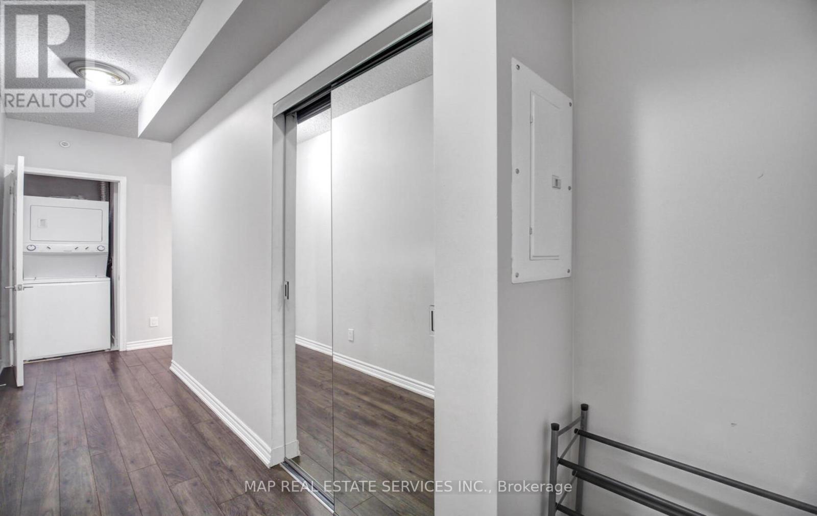 805 - 15 James Finlay Way, Toronto, Ontario M3M 0B3 - Photo 11 - W12290910