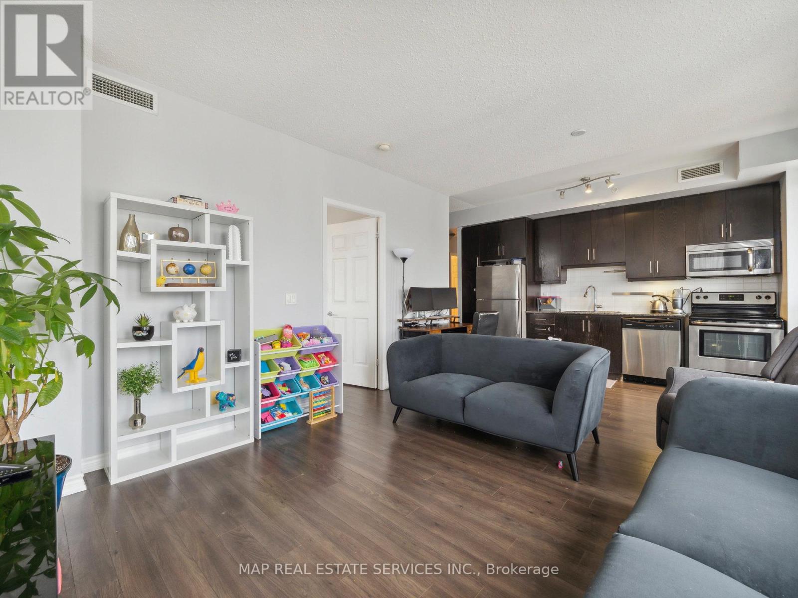 805 - 15 James Finlay Way, Toronto, Ontario M3M 0B3 - Photo 18 - W12290910