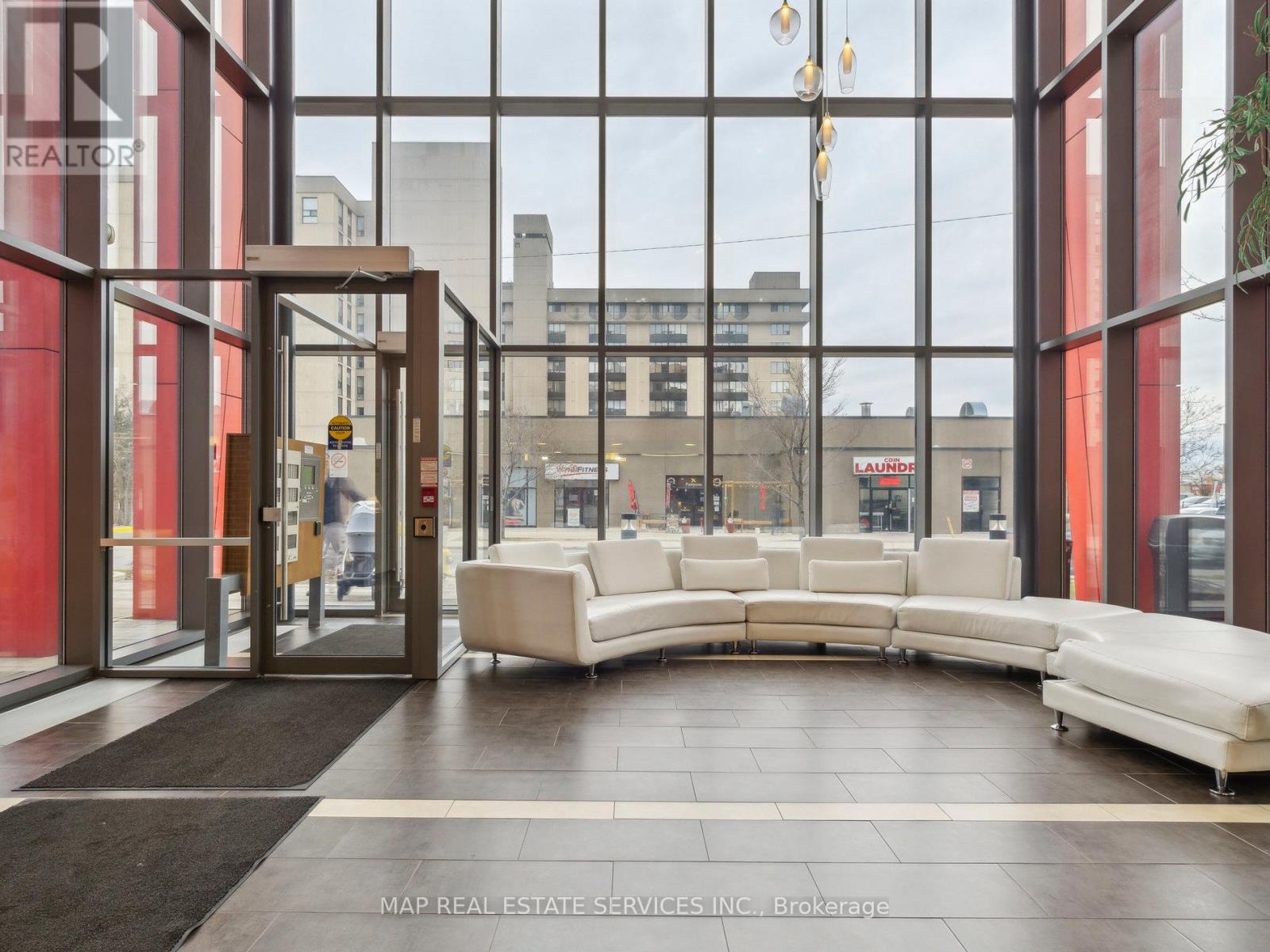 805 - 15 James Finlay Way, Toronto, Ontario M3M 0B3 - Photo 4 - W12290910