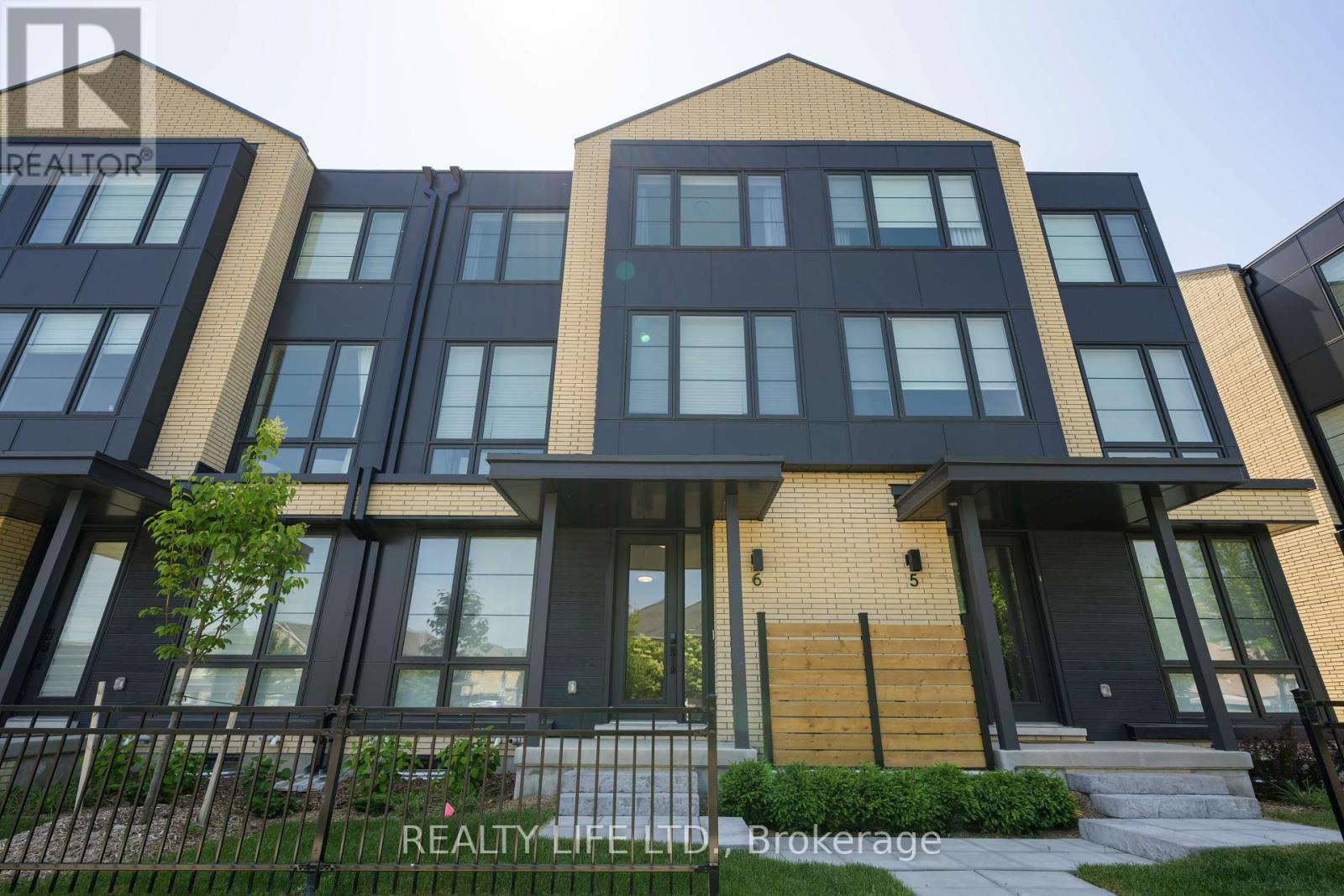 Property at 6 - 2273 TURNBERRY ROAD image 1