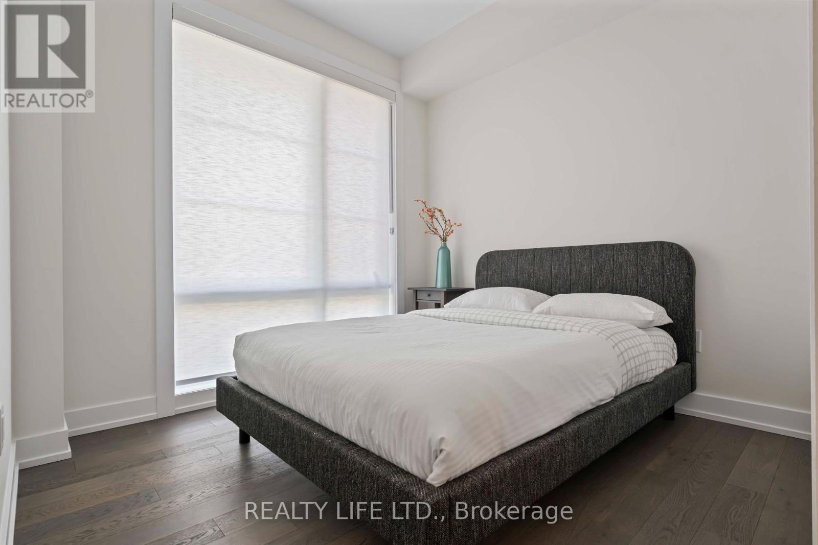 Property at 6 - 2273 TURNBERRY ROAD image 3