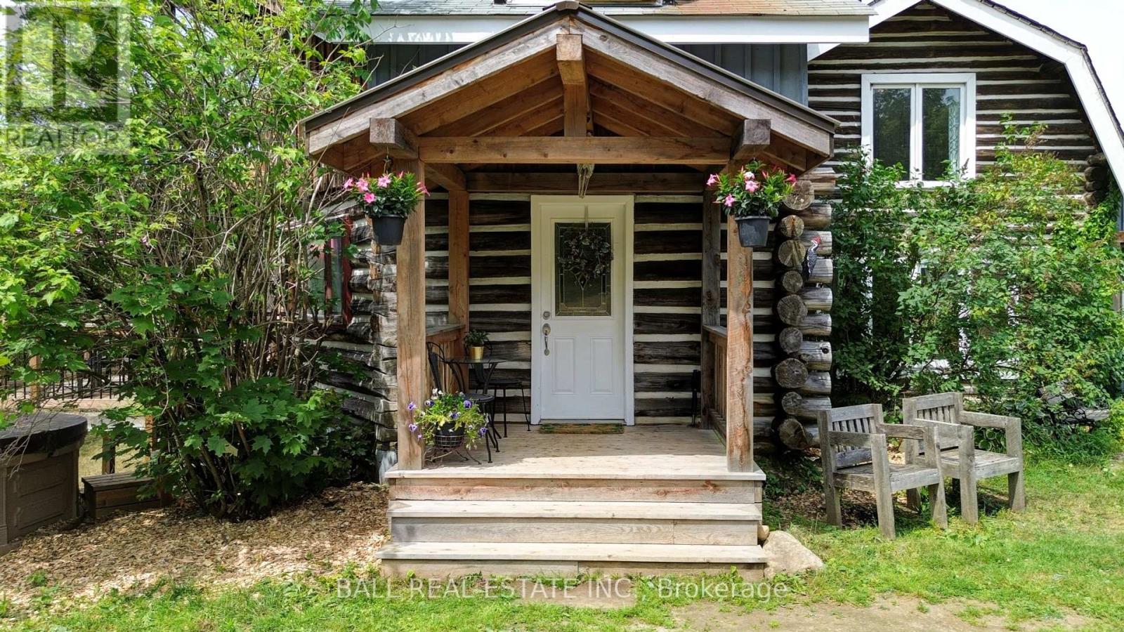 1600 THE SOUTH ROAD, Wollaston, Ontario